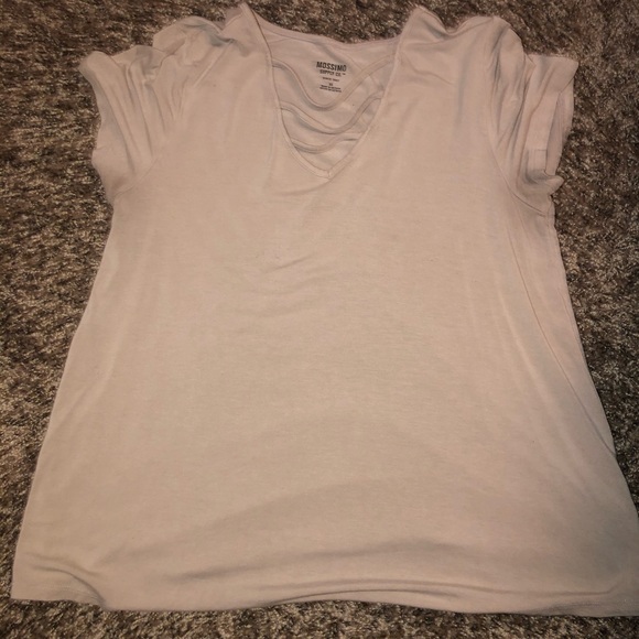 Cute pink shirt! - Picture 2 of 3